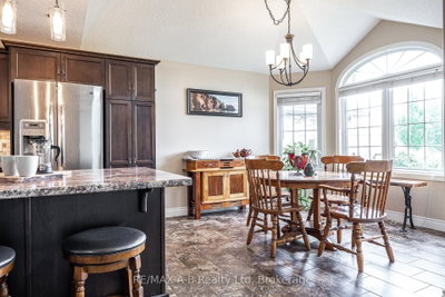 138 Millson Crescent • St. Marys, ON photo 5