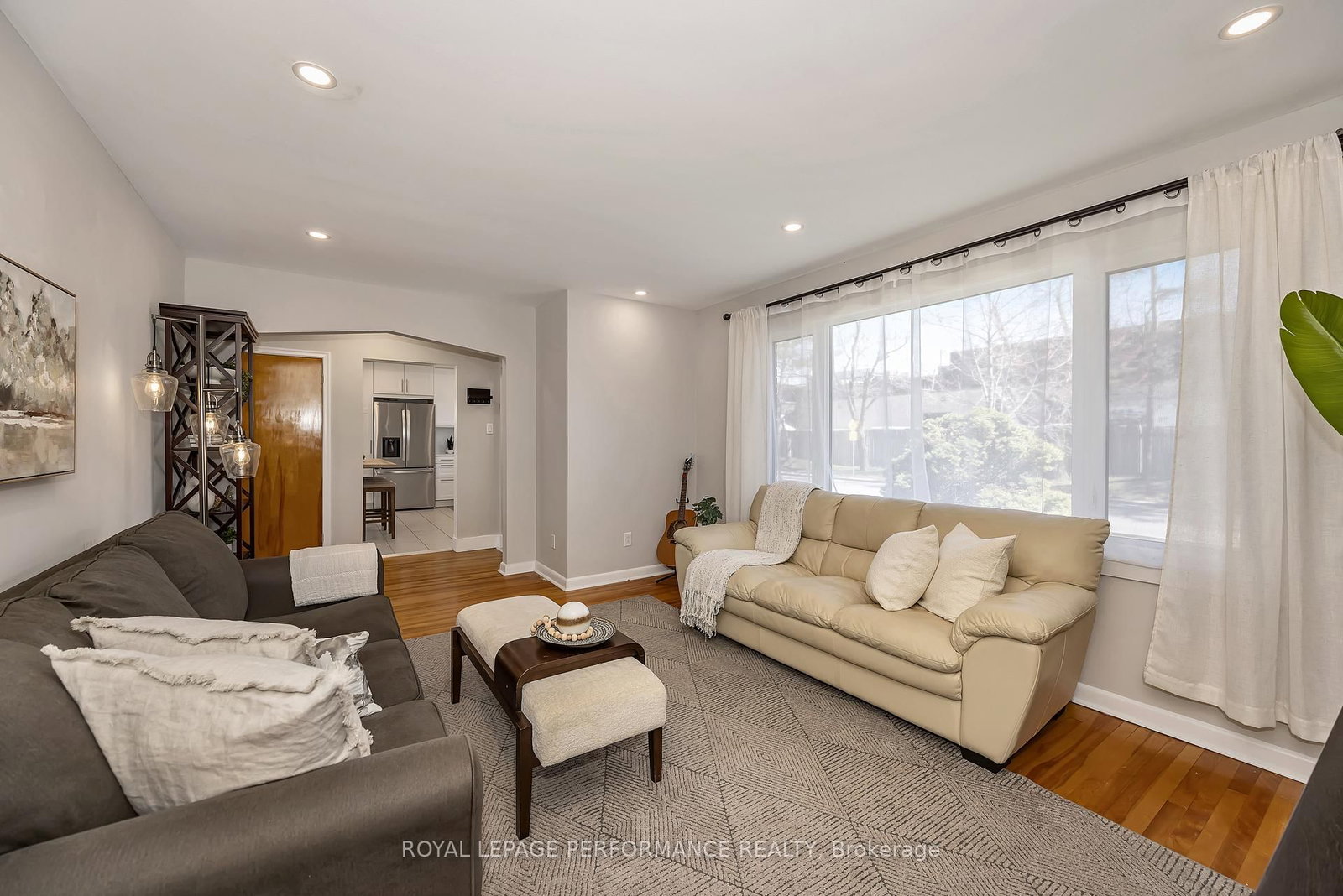 1960 Othello Avenue • Ottawa, ON photo 6