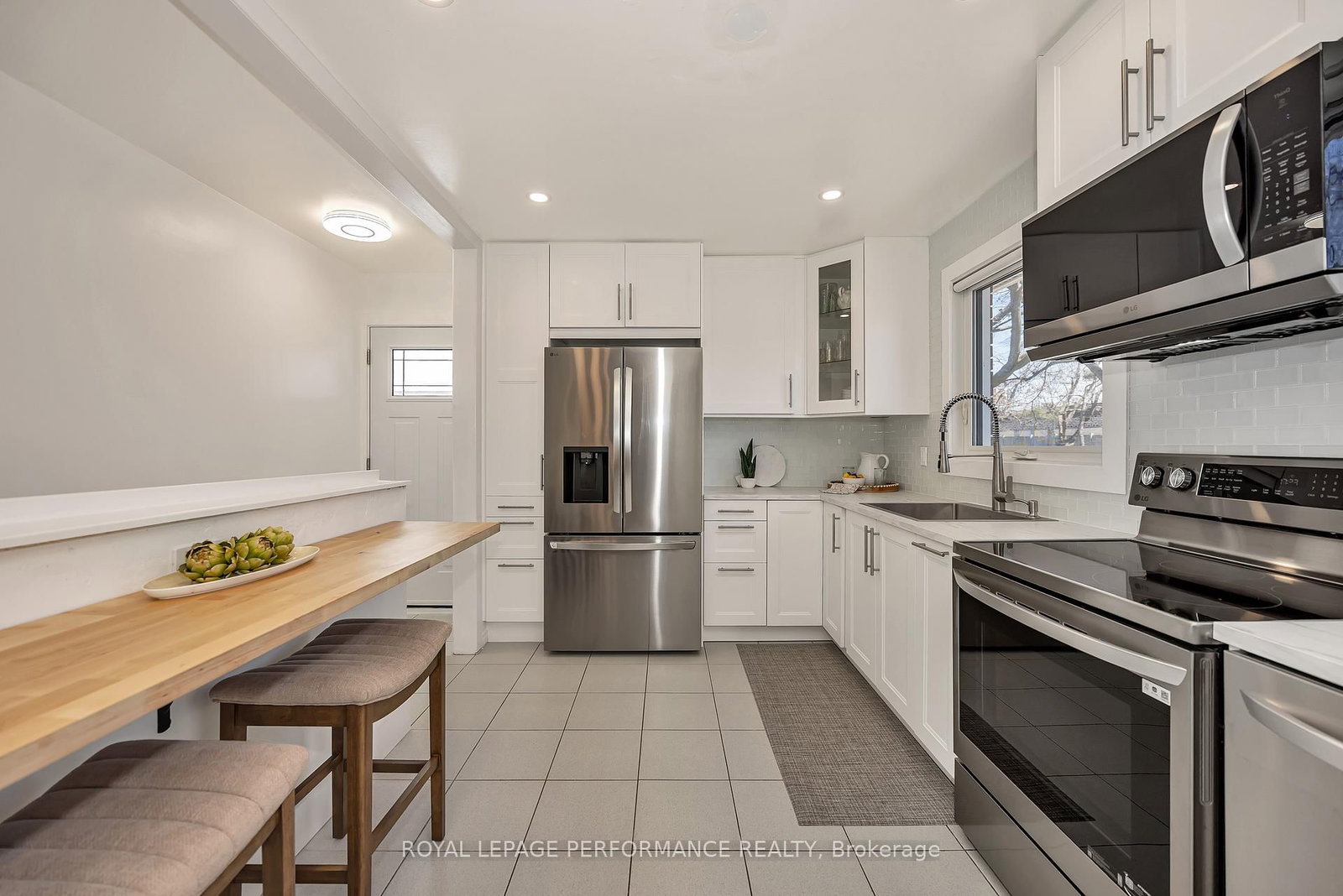 1960 Othello Avenue • Ottawa, ON photo 8