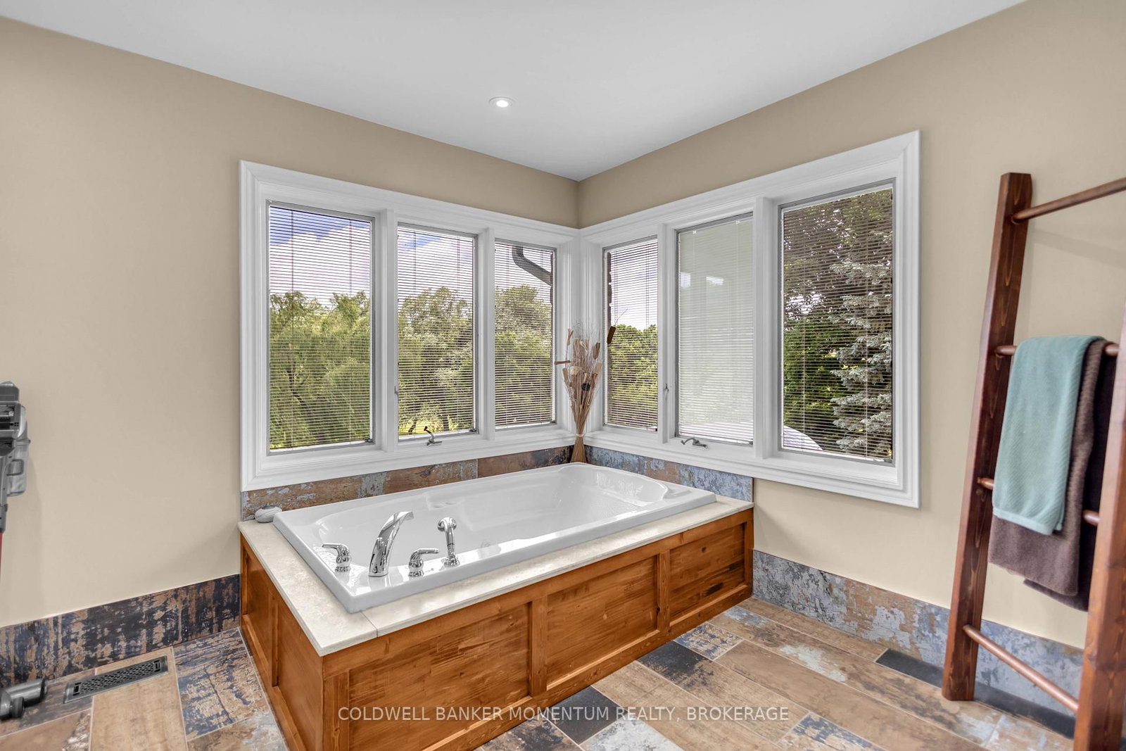 1285 Cockshutt Road, R.R. # 4 Road • Norfolk, ON photo 19