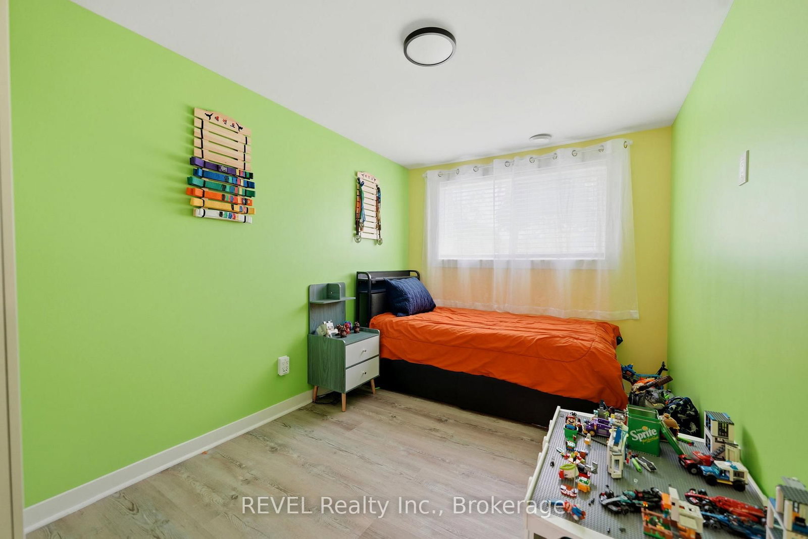 1 Idylwood Road • Welland, ON photo 21