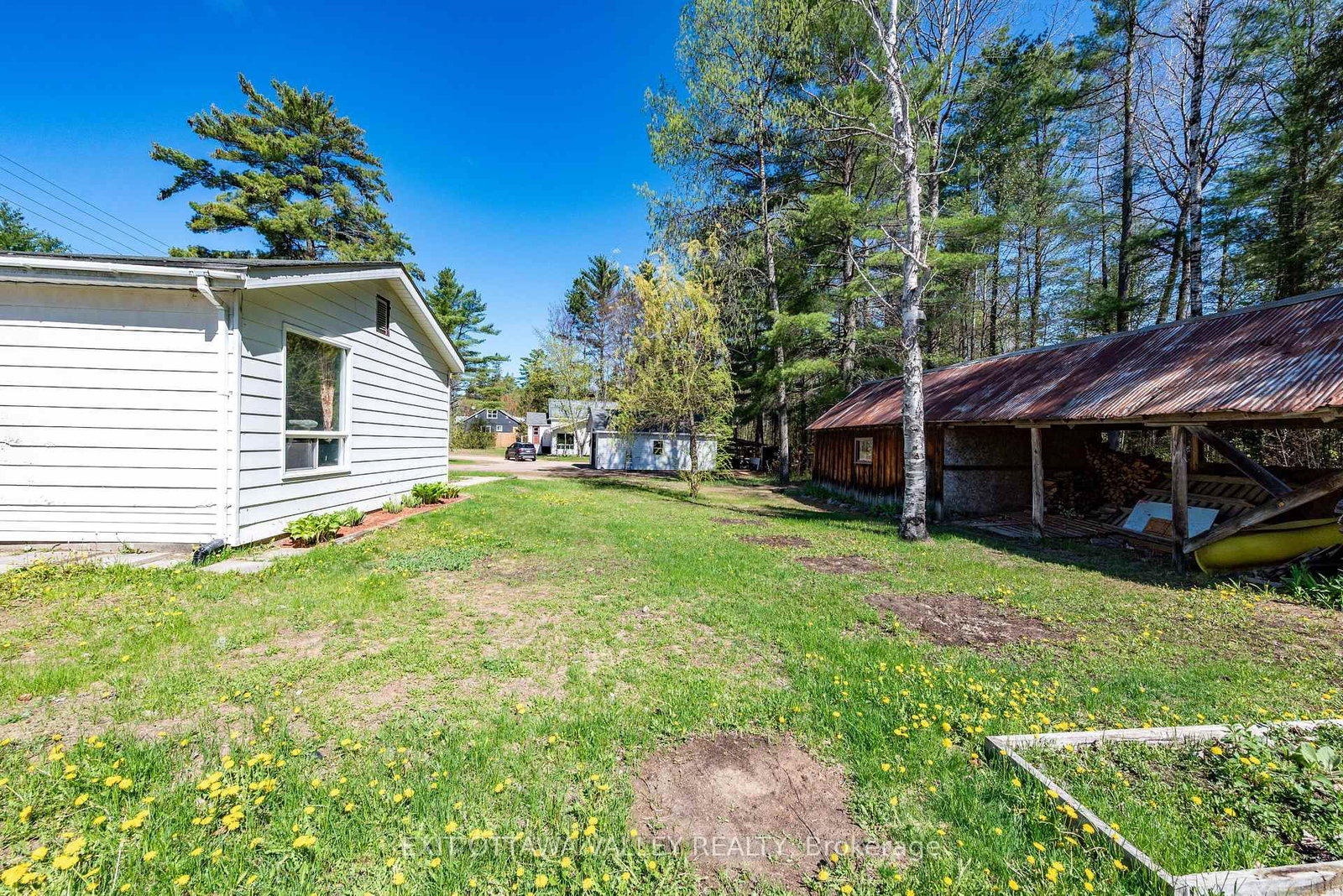 32848 Highway 17 Highway • Deep River, ON photo 37
