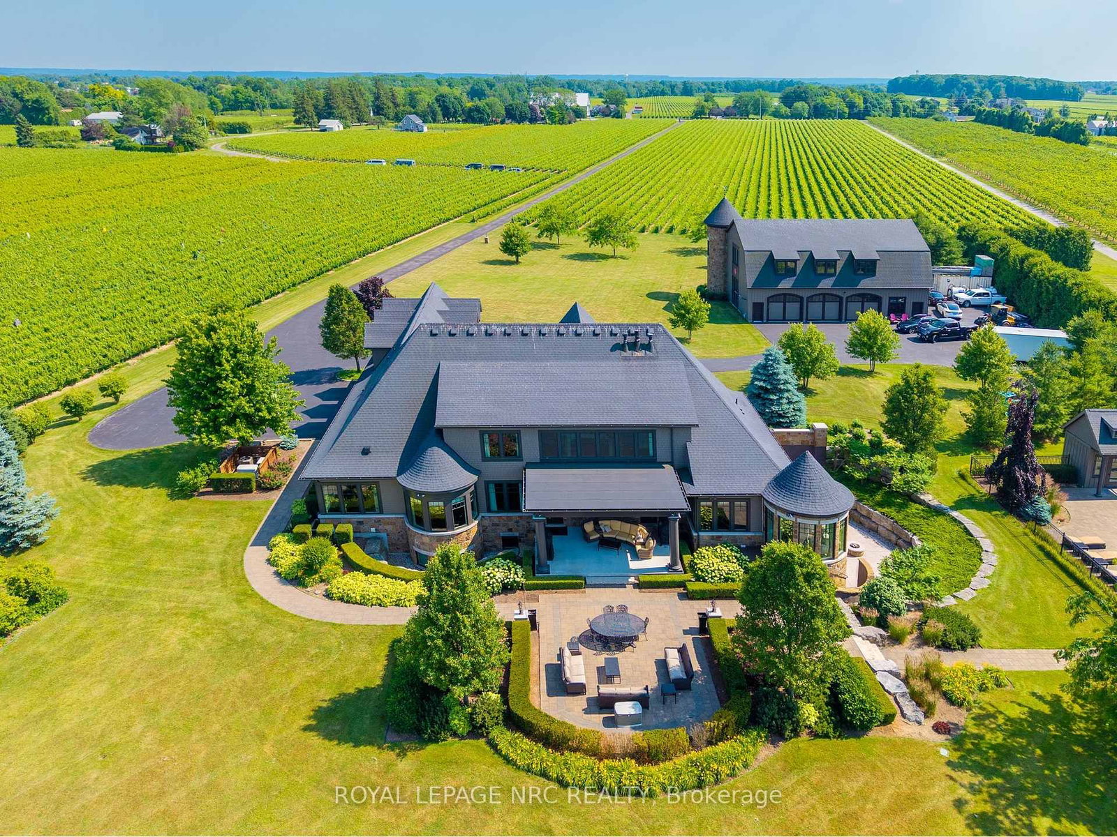 1234 Lakeshore Road • Niagara-on-the-Lake, ON photo 38