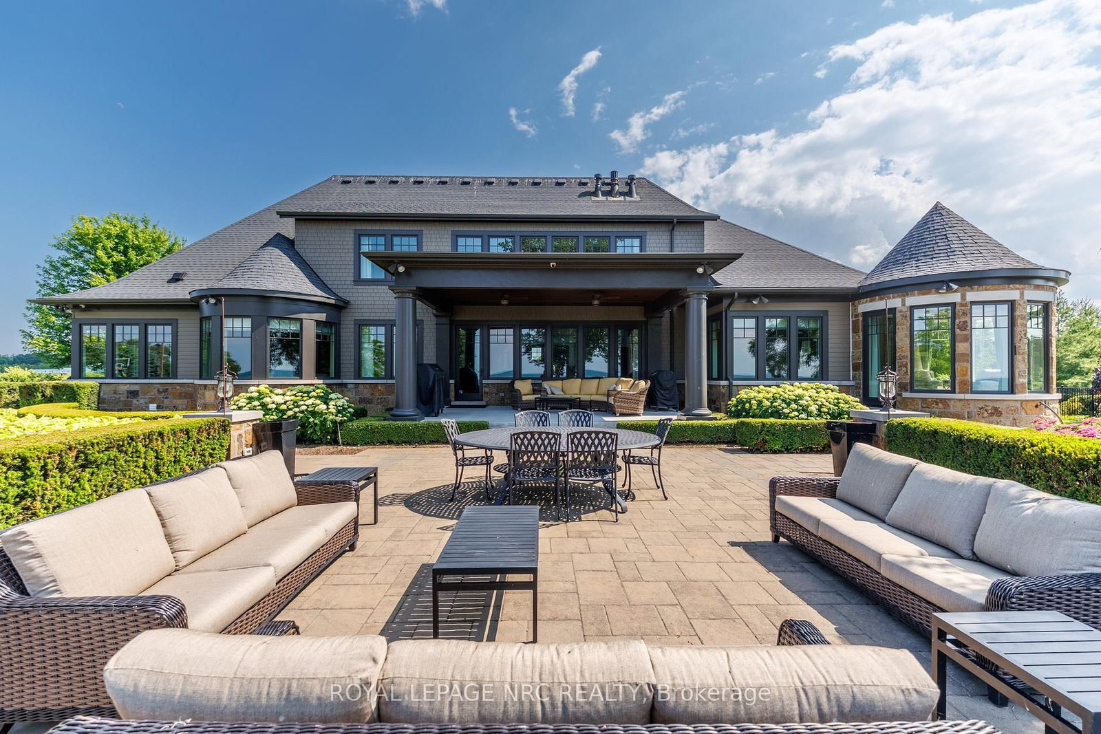 1234 Lakeshore Road • Niagara-on-the-Lake, ON photo 47