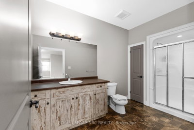 1234 Lakeshore Road • Niagara-on-the-Lake, ON photo 9