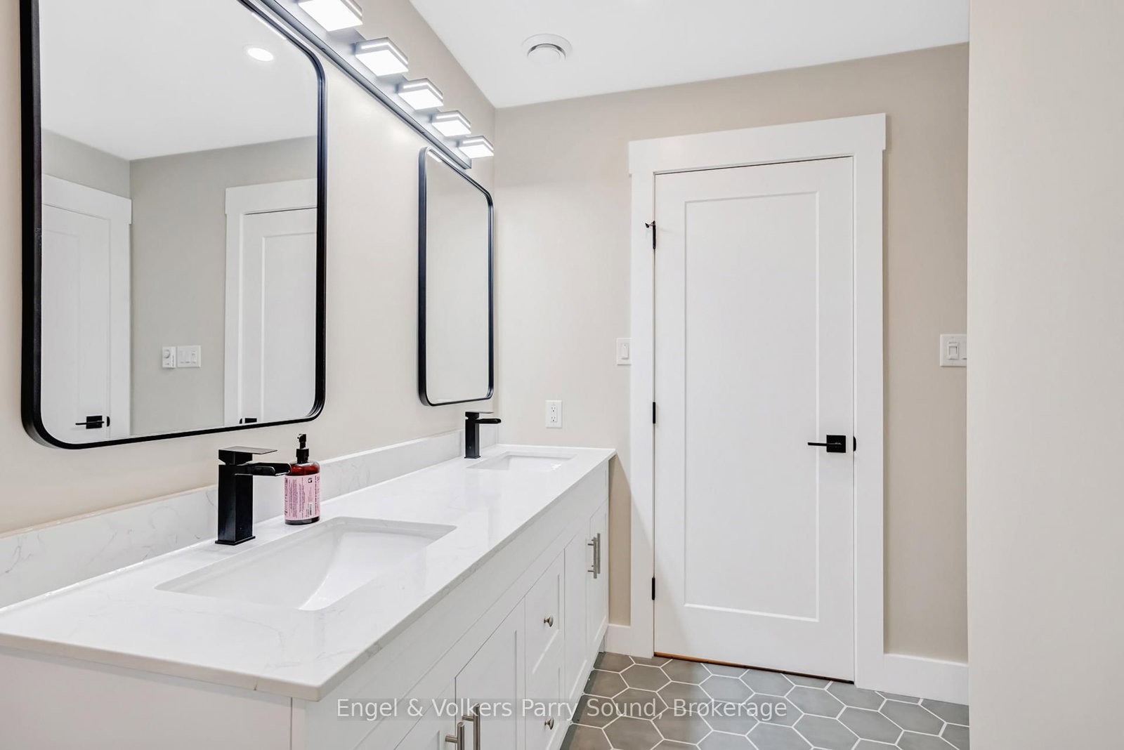 46 Forest Street • Parry Sound, ON photo 18
