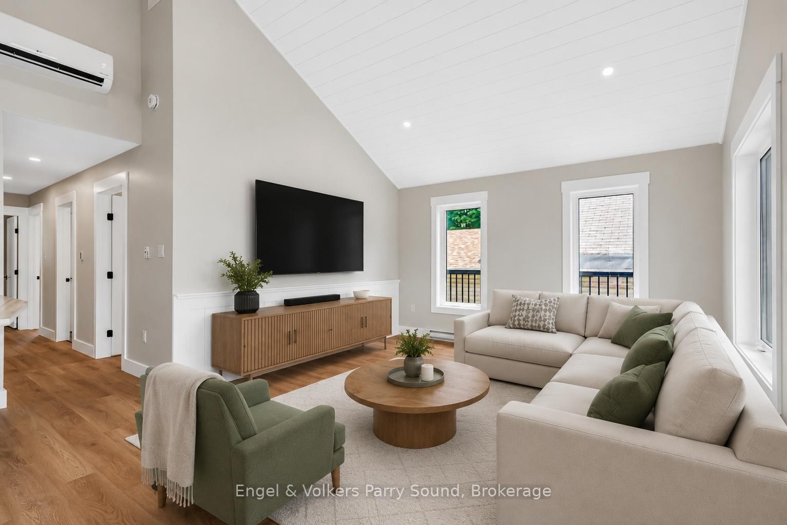 46 Forest Street • Parry Sound, ON photo 5