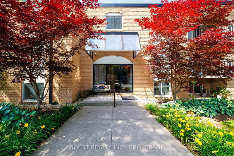 210 - 6 Westlake Lane