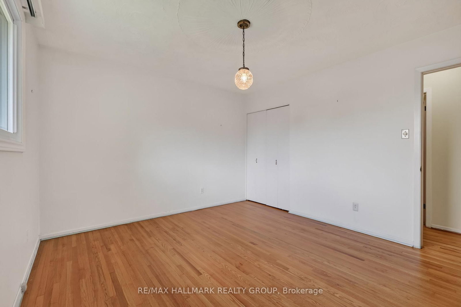 738 Stiles Crescent • Ottawa, ON photo 24