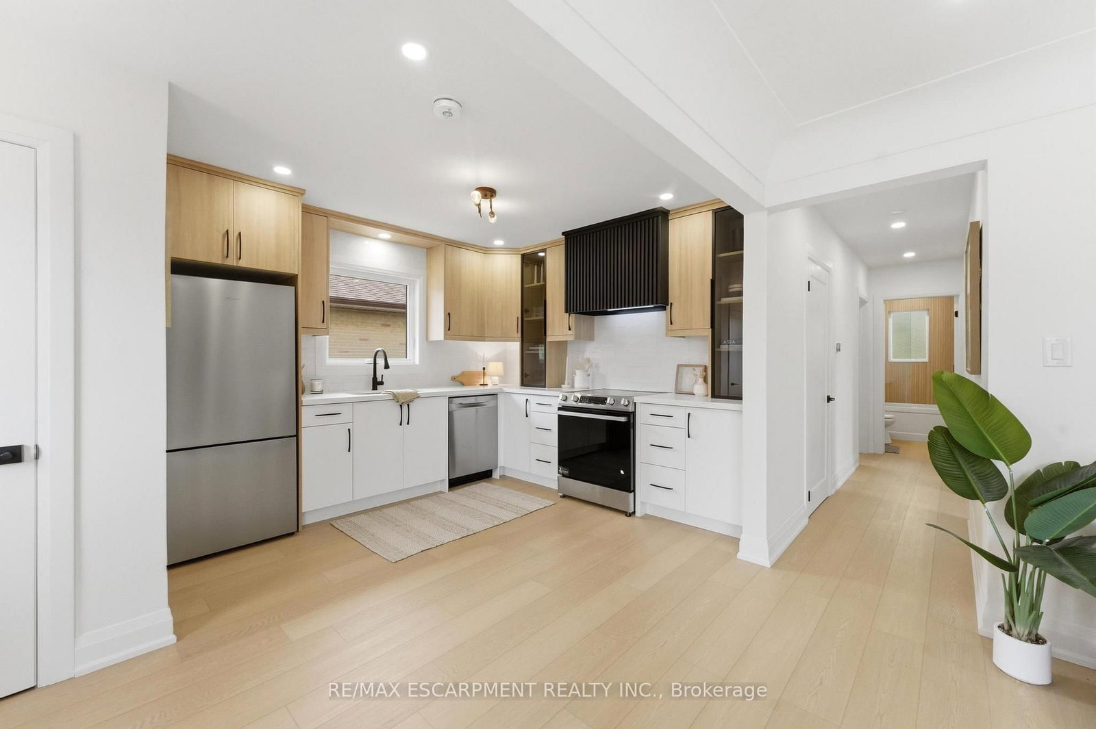 374 East 13th Street • Hamilton, ON photo 13