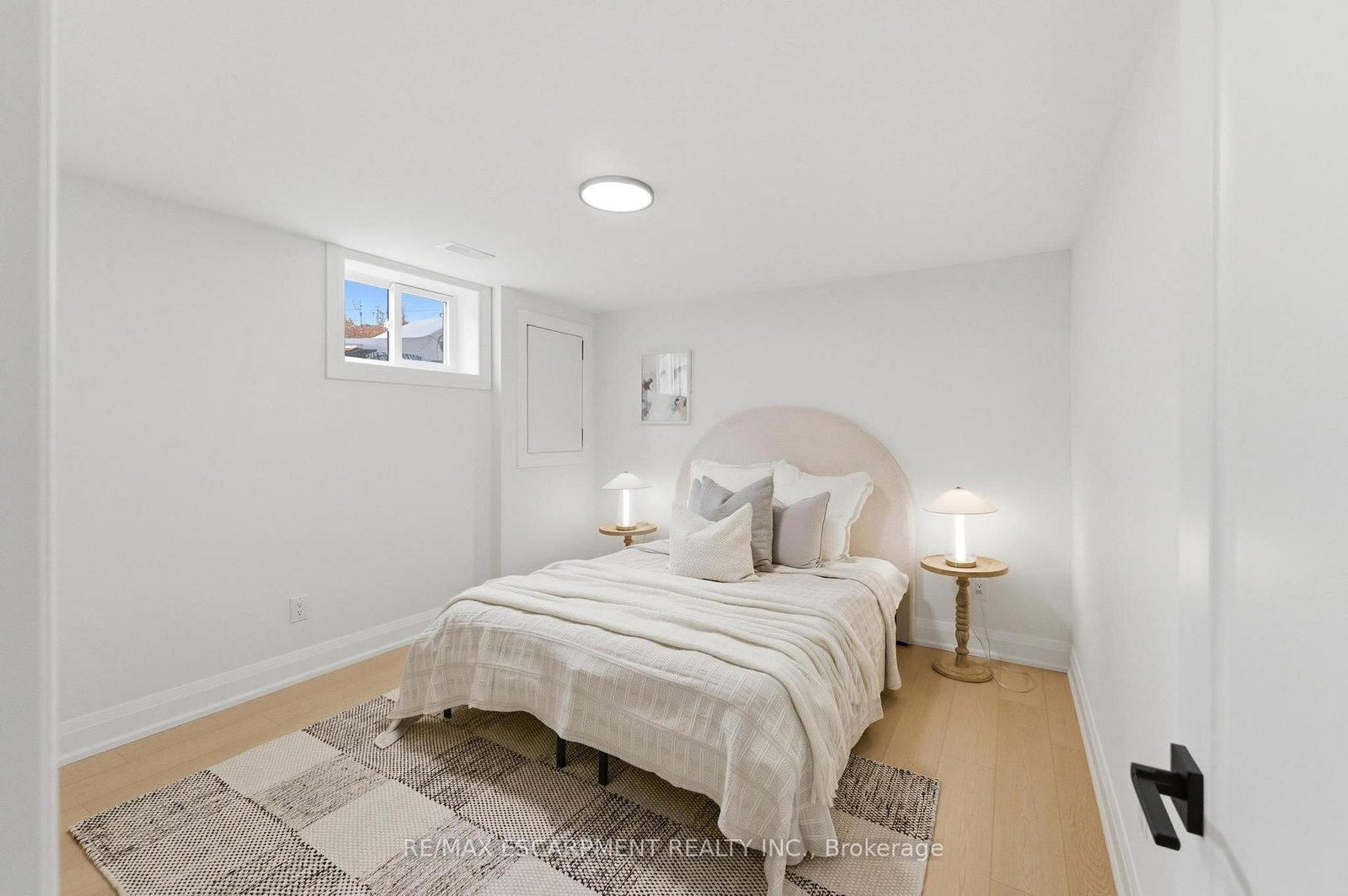 374 East 13th Street • Hamilton, ON photo 25