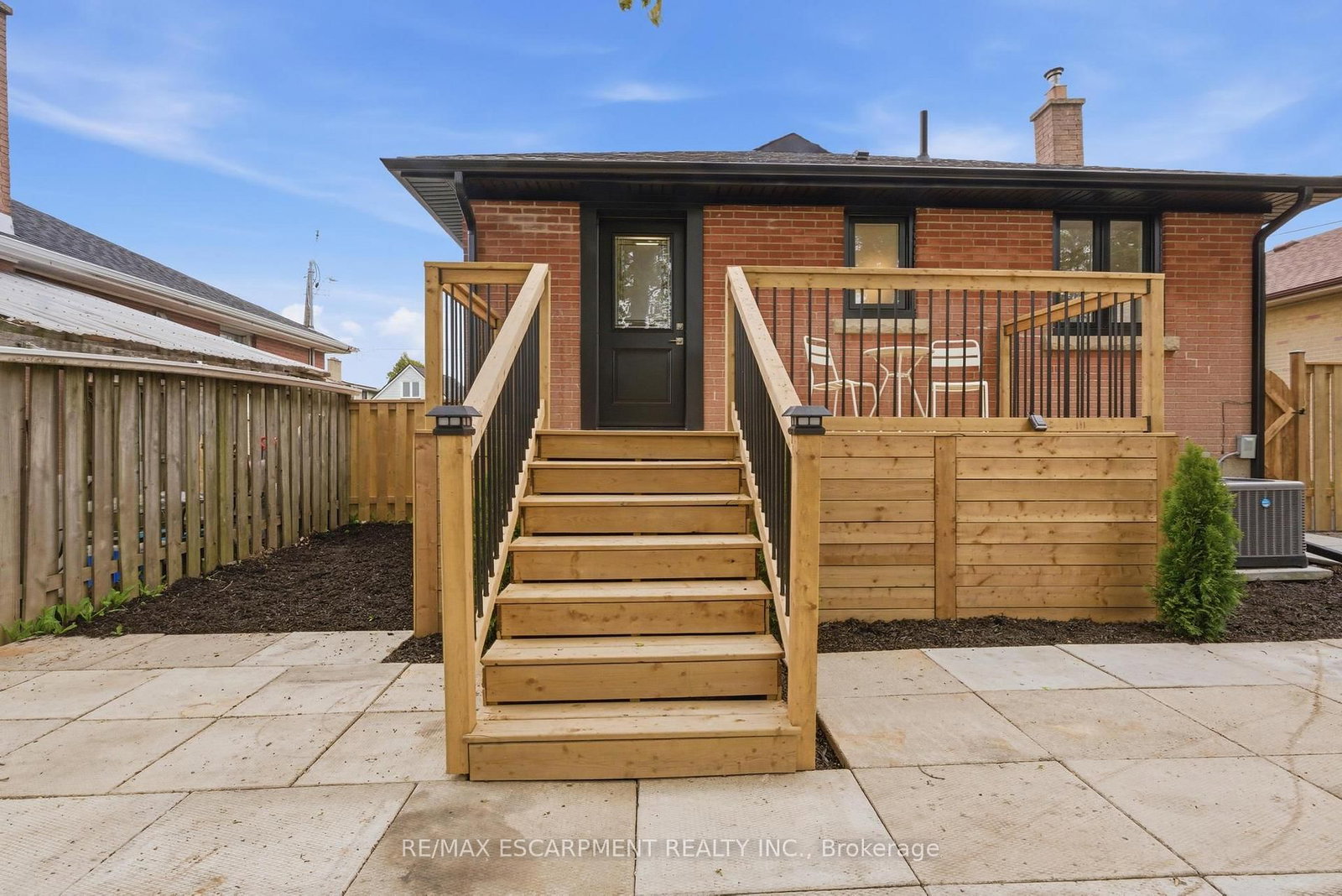 374 East 13th Street • Hamilton, ON photo 29