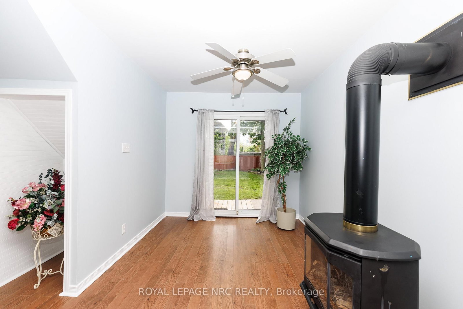 4676 McDougall Crescent • Niagara Falls, ON photo 11