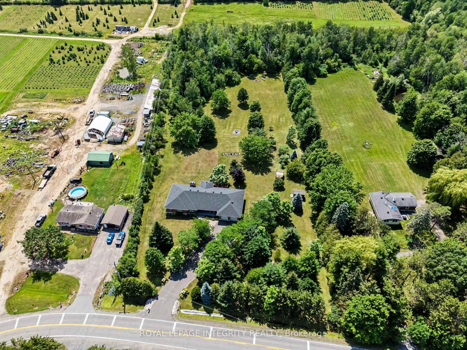 2602 Manotick Station Road • Osgoode, ON photo 38