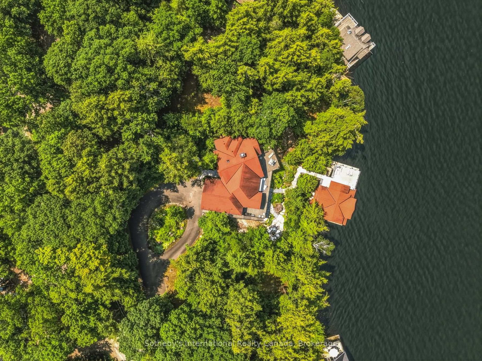 1181 Ashforth Drive • Muskoka Lakes, ON photo 5