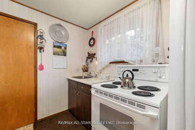 1006 Youngs Road • #Cottage # 9 • Muskoka Lakes, ON photo 8