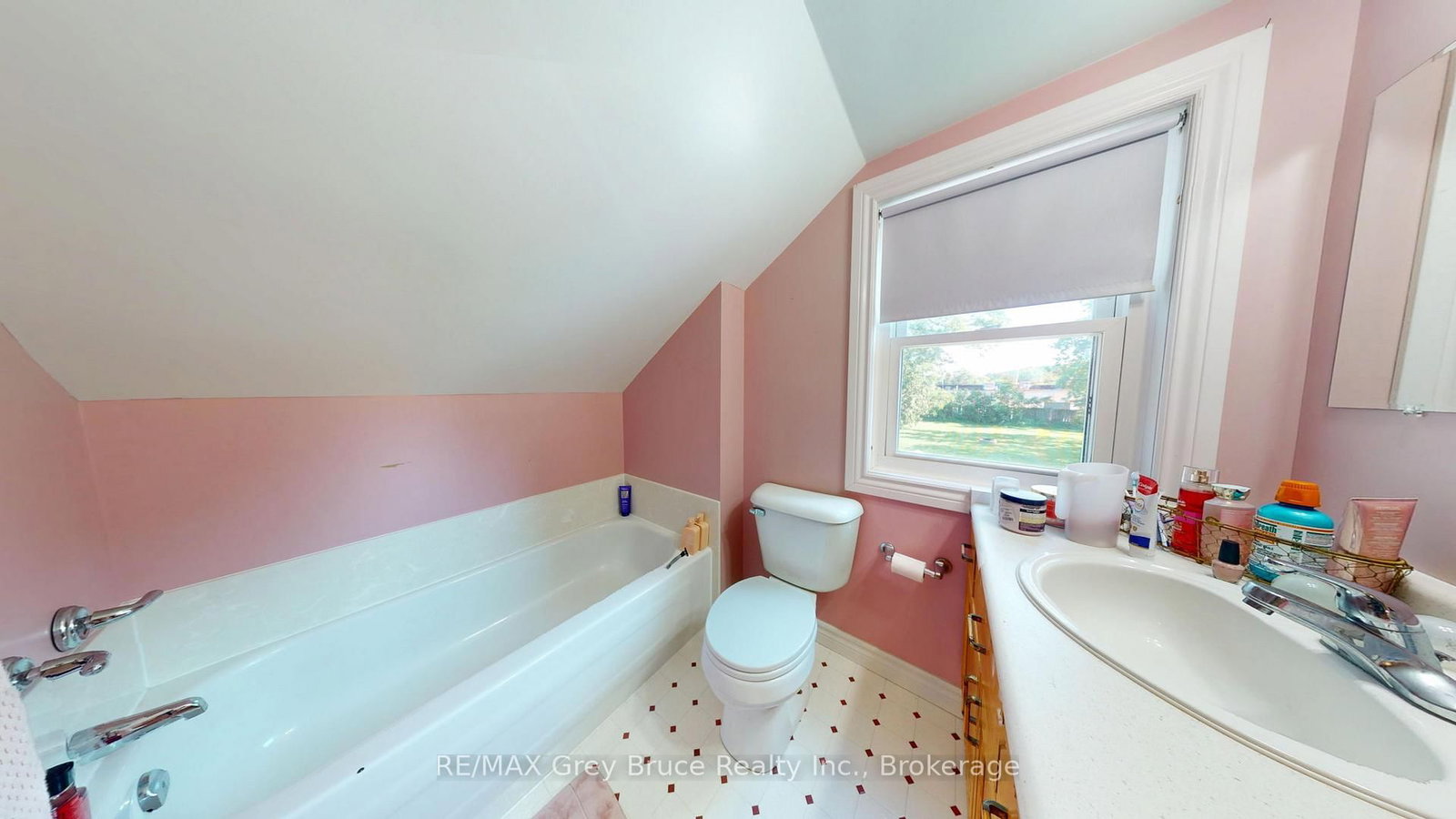 621 11th Street W • Owen Sound, ON photo 38