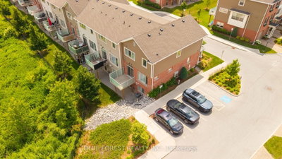 Unit 126 — 3025 Singleton Avenue — photo 4