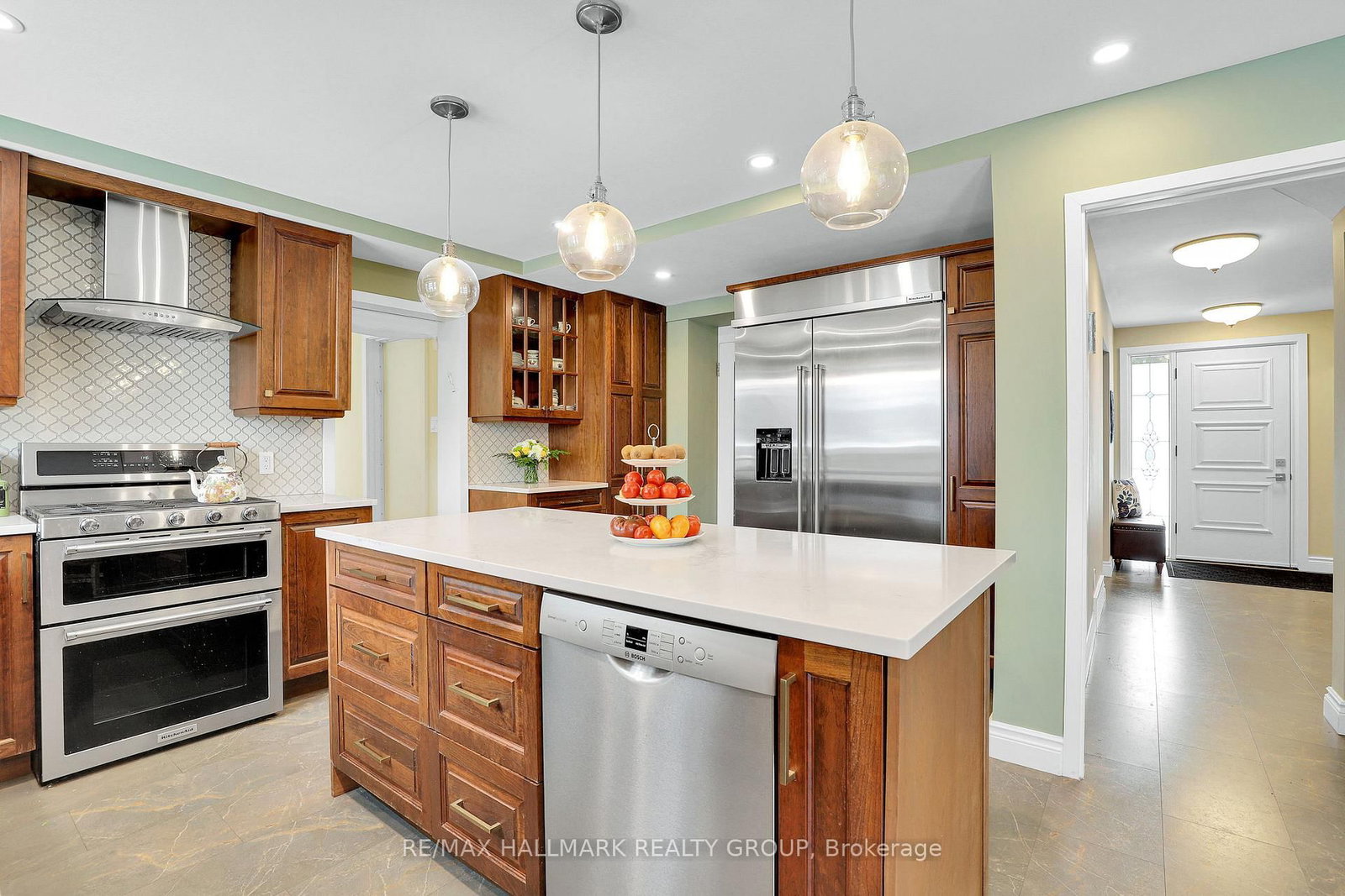 1712 Playfair Drive • Ottawa, ON photo 14