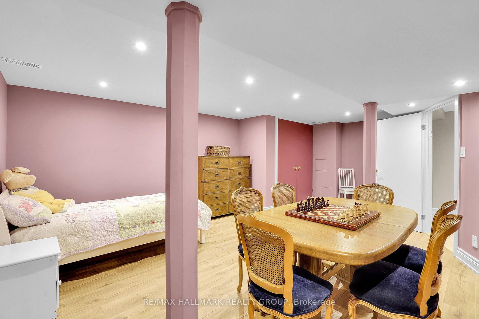 1712 Playfair Drive • Ottawa, ON photo 36
