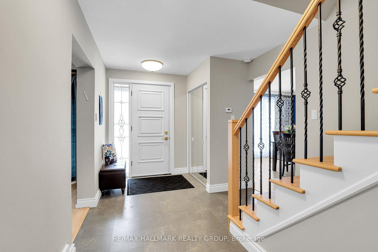 1712 Playfair Drive • Ottawa, ON photo 5