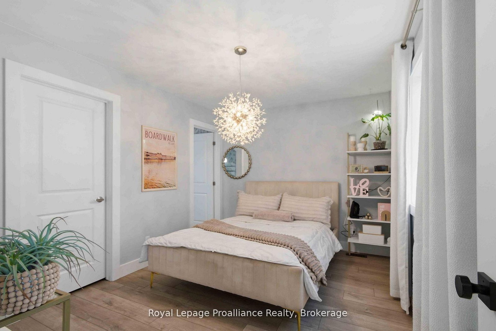 24 Buchanan Avenue • Prince Edward County, ON photo 14