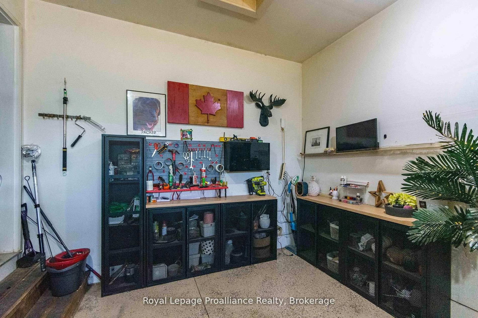 24 Buchanan Avenue • Prince Edward County, ON photo 27
