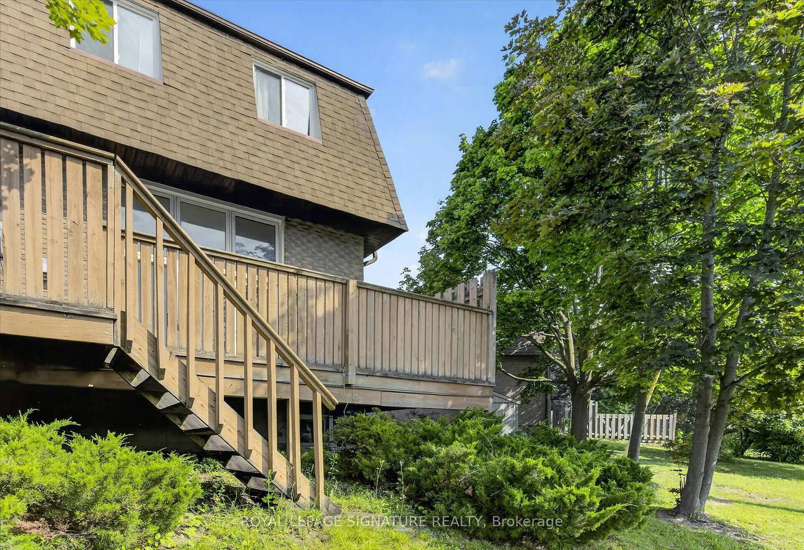 30 CHAMPLAIN Crescent • #36 • Peterborough, ON photo 45