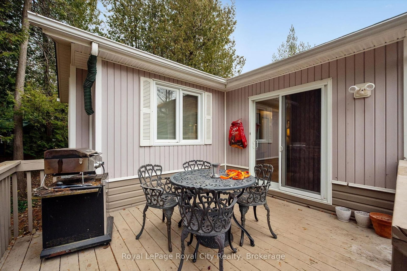 10 Spruce Avenue • Puslinch, ON photo 23