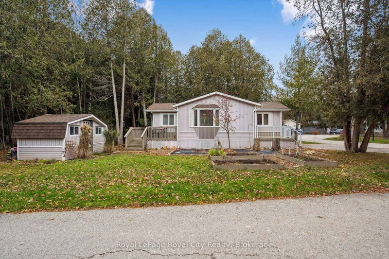 10 Spruce Avenue