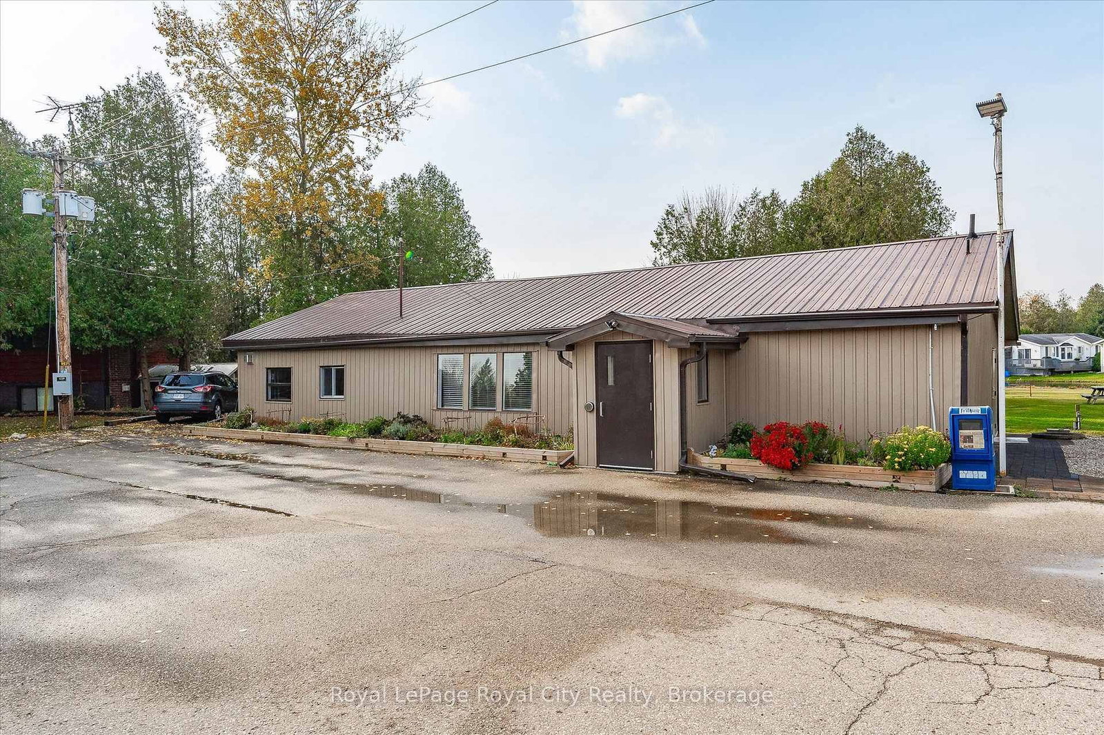 10 Spruce Avenue • Puslinch, ON photo 31