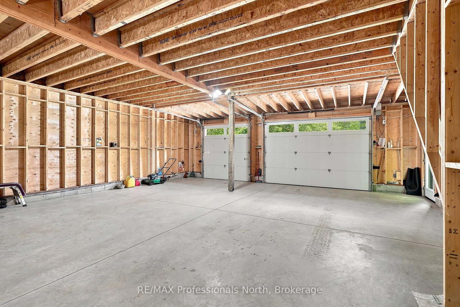 869 North Mary Lake Road • Huntsville, ON photo 48