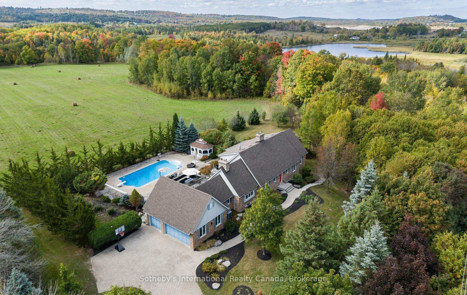 203 SKI HILL Road • Kawartha Lakes, ON photo 1