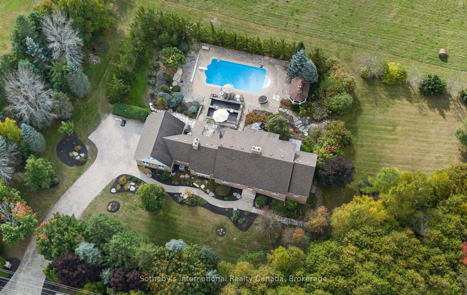 203 SKI HILL Road • Kawartha Lakes, ON photo 3