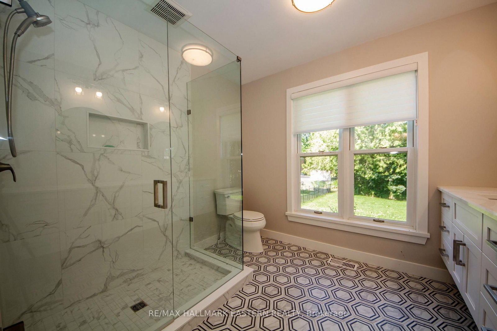 36 Russell Hill Road • Kawartha Lakes, ON photo 15