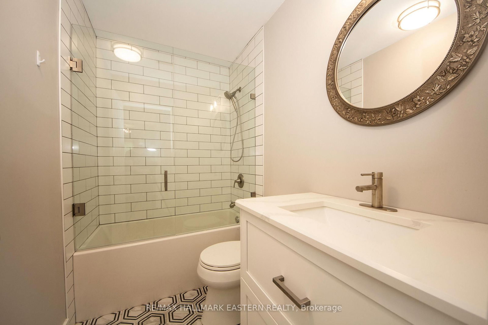 36 Russell Hill Road • Kawartha Lakes, ON photo 18