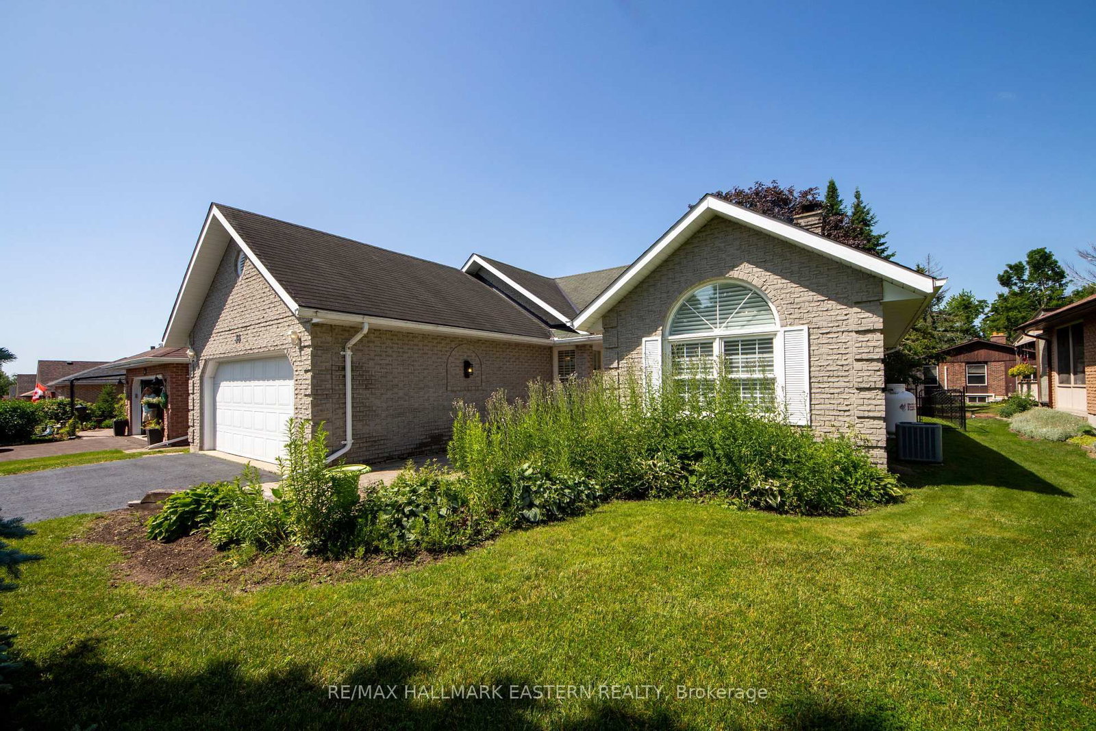 36 Russell Hill Road • Kawartha Lakes, ON photo 27