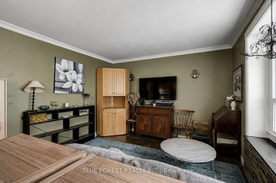 371 FLANDERS Row — photo 6