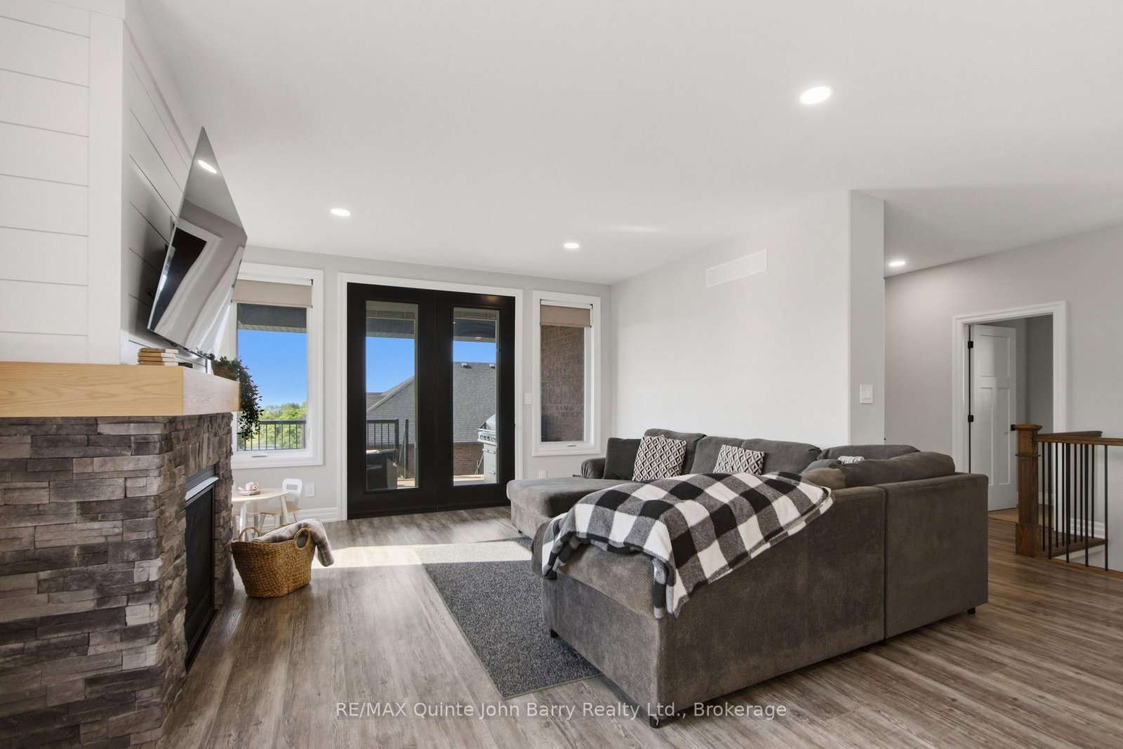 8 Tackaberry Drive • Brighton, ON photo 12