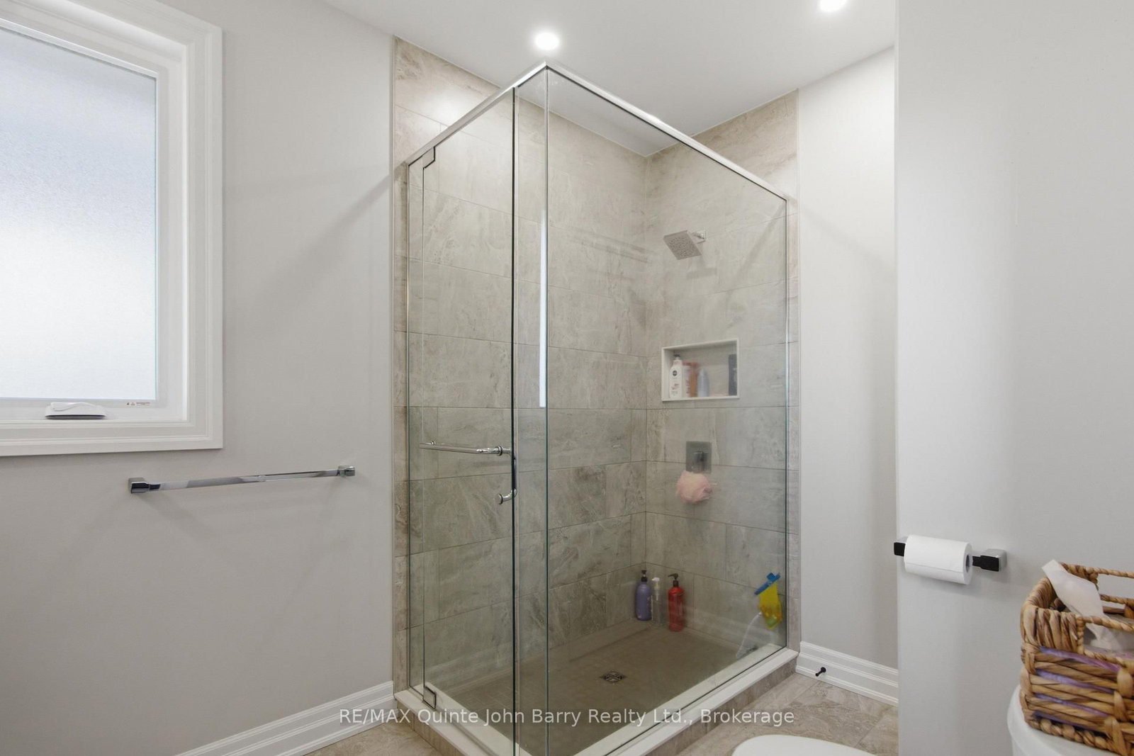 8 Tackaberry Drive • Brighton, ON photo 18