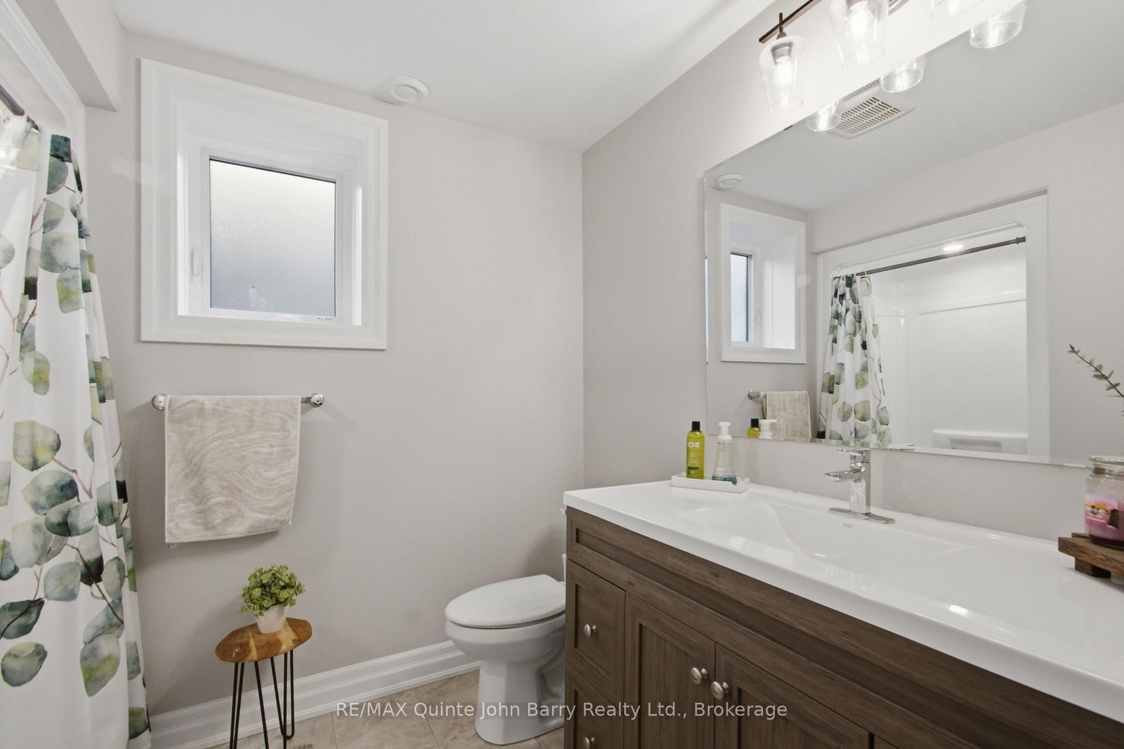 8 Tackaberry Drive • Brighton, ON photo 27