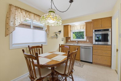 115 Champlain Crescent • London East, ON photo 4