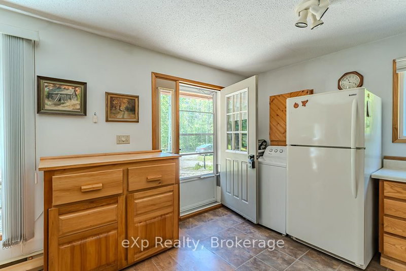 11 Marigold St photo 5