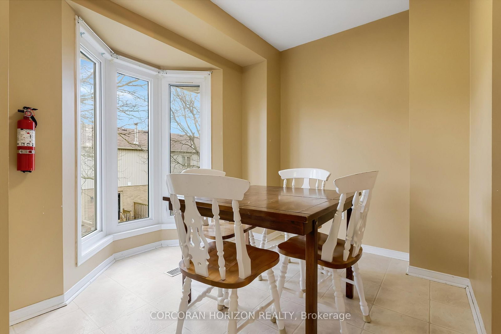 302 College Avenue W • #74 • Guelph, ON photo 19