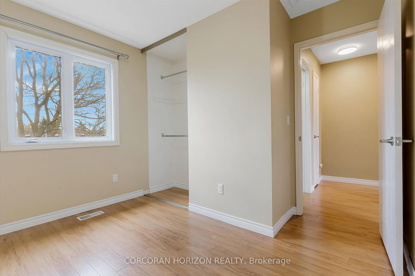 302 College Avenue W • #74 • Guelph, ON photo 34