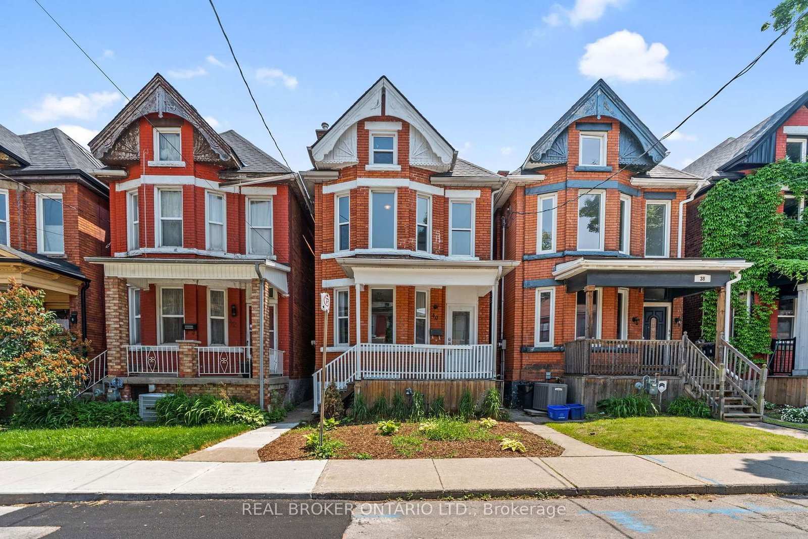 Detached House for lease at 40 Ashley Street, Hamilton, Ontario, L8L 5S6 - Landsdale - MLS: X13519790