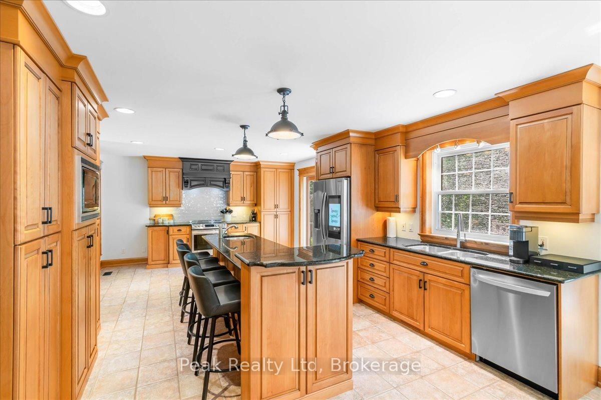 218 WILSON Avenue • Norfolk, ON photo 11