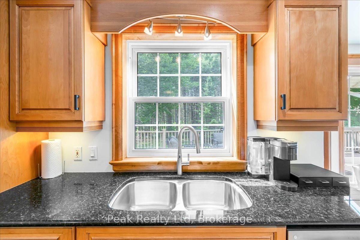 218 WILSON Avenue • Norfolk, ON photo 14
