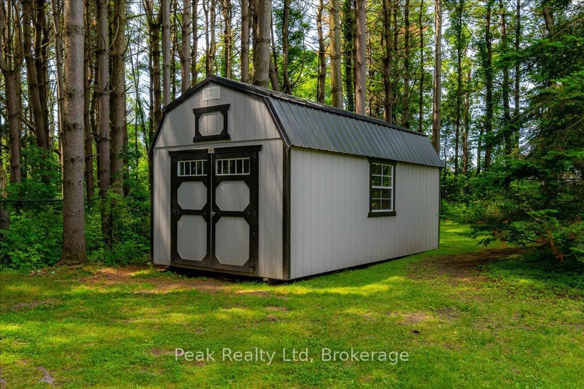 218 WILSON Avenue • Norfolk, ON photo 43