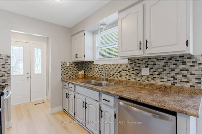 Unit B — 101 Northlake Place — more photos